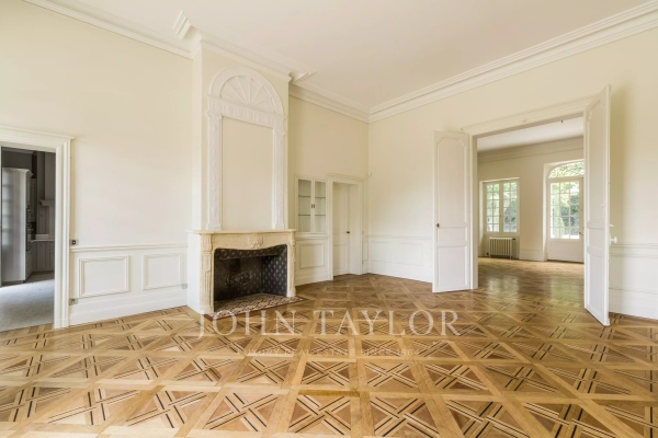 Maison de luxe à louer à Cenon, 4 950 €, Photo 6