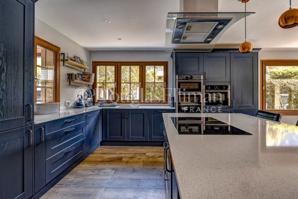 Maison de luxe à vendre à Chamonix-Mont-Blanc, 2 150 000 €, Photo 6