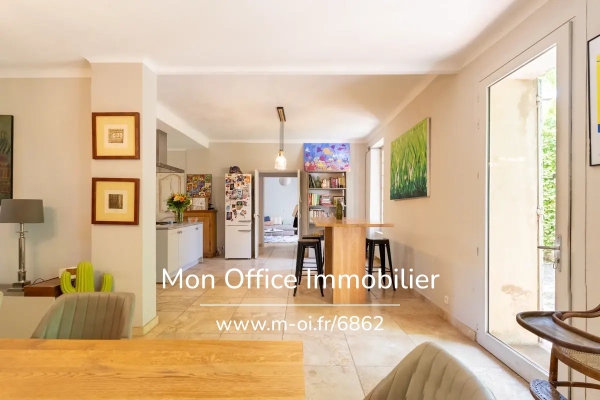 Luxury House for sale in La Tour-d'Aigues, 995 000 €, Photo 7
