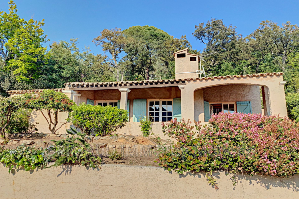 Luxury House for sale in Grimaud, 775 000 €, Photo 1