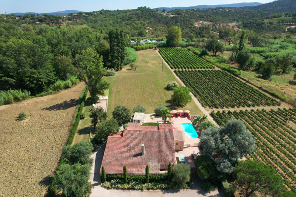 Maison de luxe à vendre à Cogolin, 1 390 000 €, Photo 1