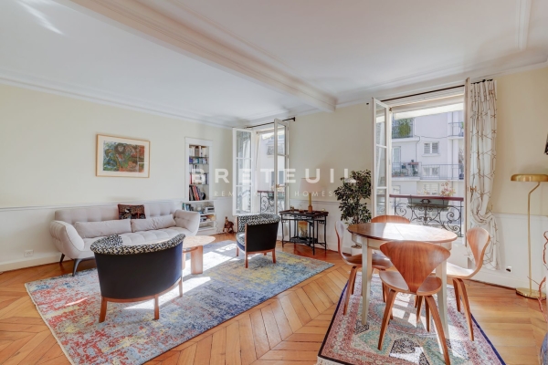 Appartement de luxe à vendre à Paris 7ème, 755 000 €, Photo 1