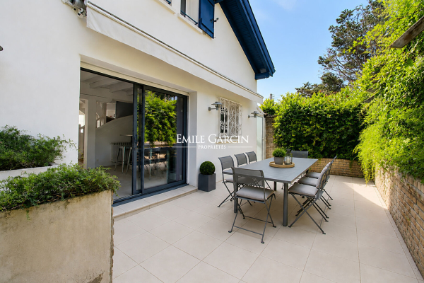 Maison de luxe à vendre à Saint-Jean-de-Luz, 1 600 000 €, Photo 2