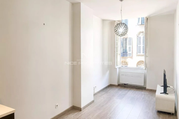 Appartement de luxe à vendre à Nice, 430 000 €, Photo 2