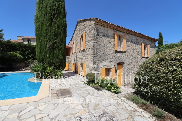 Maison de luxe à vendre à Montjustin, 690 000 €, Photo 2