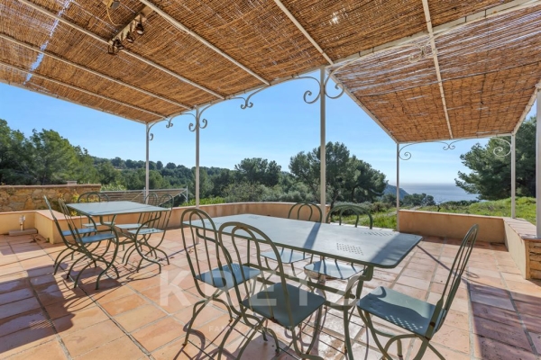 Maison de luxe à vendre à Saint-Cyr-sur-Mer, 1 990 000 €, Photo 3