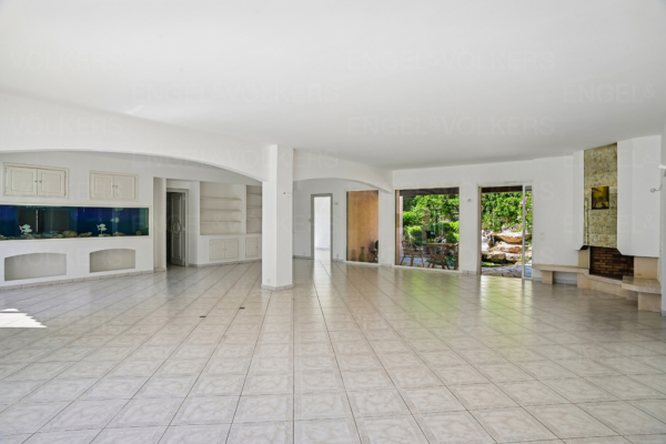 Luxury House for sale in Fréjus, 1 750 000 €, Photo 3
