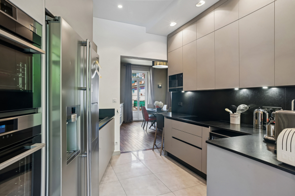 Luxury Apartment for sale in Cannes, 735 000 €, Photo 4
