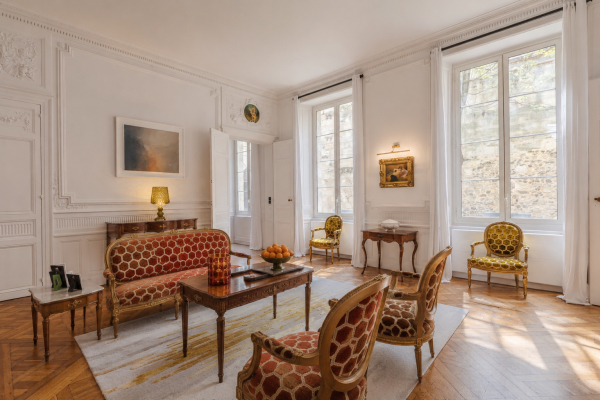 Luxury Apartment for sale in Bordeaux, 725 000 €, Photo 1