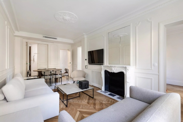 Appartement de luxe à vendre à Paris 7ème, 1 685 000 €, Photo 1
