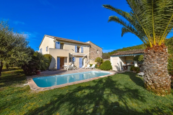 Luxury House for sale in Lorgues, 470 000 €, Photo 1
