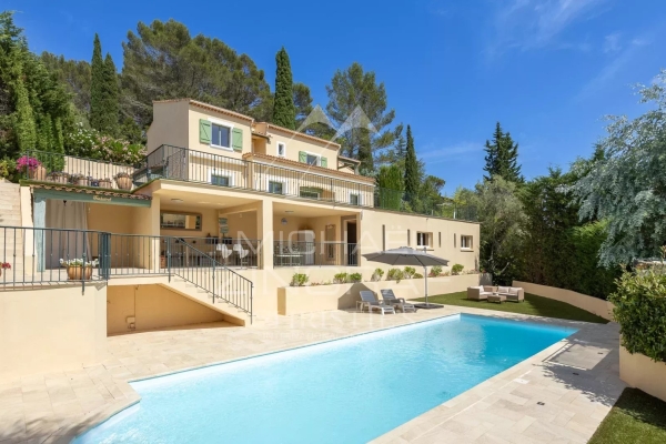 Maison de luxe à vendre à Mandelieu-la-Napoule, 1 490 000 €, Photo 1