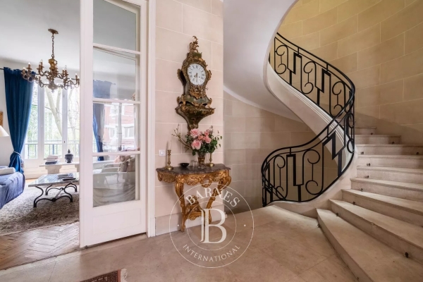 Maison de luxe à vendre à Neuilly-sur-Seine, 4 250 000 €, Photo 2