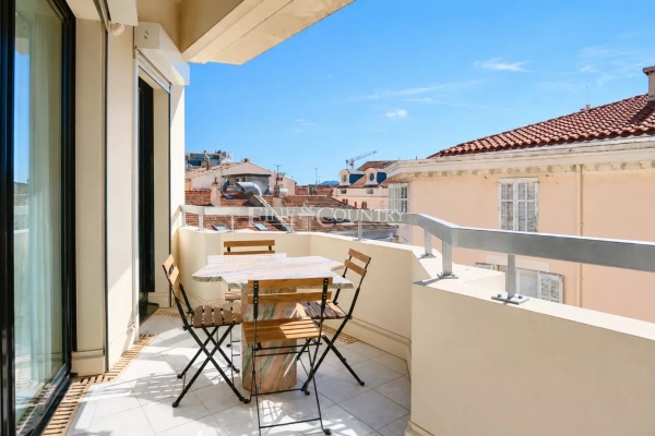 Luxury Apartment for sale in Cannes, 750 000 €, Photo 2