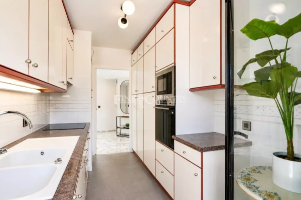 Luxury Apartment for sale in Cannes, 750 000 €, Photo 5