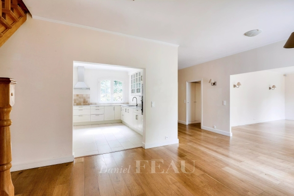 Maison de luxe à louer à Marnes-la-Coquette, 7 100 €, Photo 7