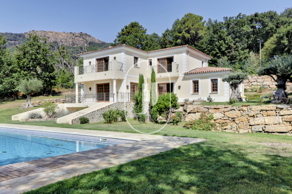 Maison de luxe à vendre à La Garde-Freinet, 3 375 000 €, Photo 1