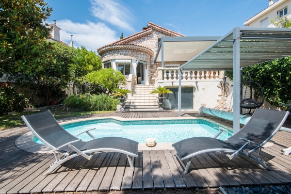 Maison de luxe à vendre à Nice, 1 475 000 €, Photo 1