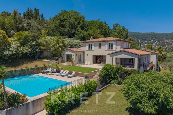Maison de luxe à vendre à Châteauneuf-Grasse, 2 350 000 €, Photo 1