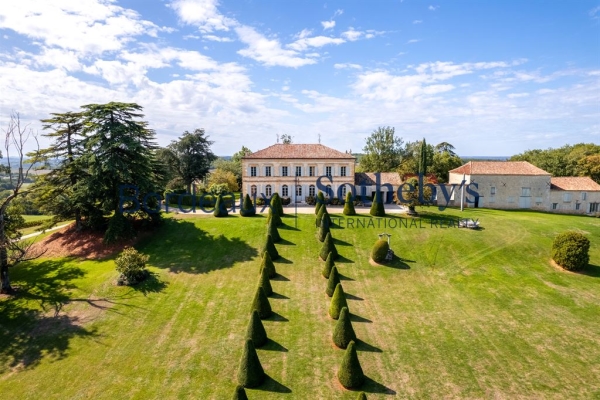 Maison de luxe à vendre à Bordeaux, 3 145 000 €, Photo 1
