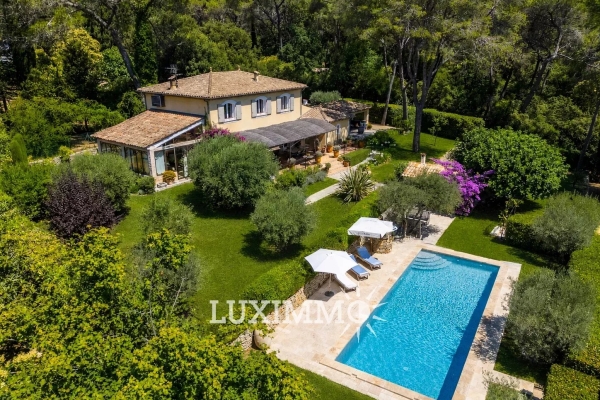 Maison de luxe à vendre à Mougins, 2 690 000 €, Photo 1