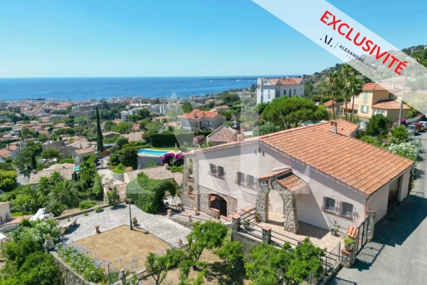 Maison de luxe à vendre à Le Golfe Juan, 1 696 000 €, Photo 1