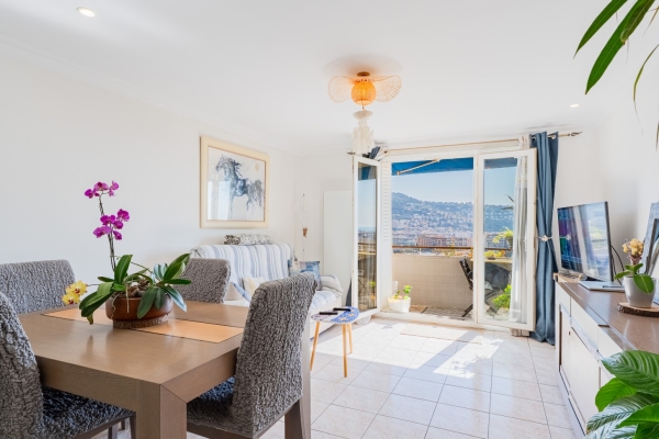 Luxury Apartment for sale in Nice, 299 000 €, Photo 2