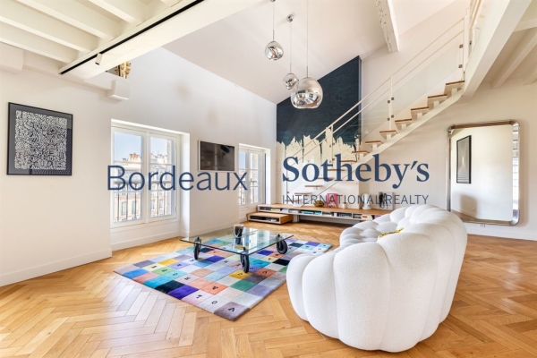 Luxury Apartment for sale in Bordeaux, 997 000 €, Photo 2