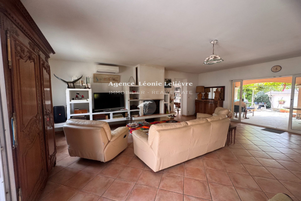 Maison de luxe à vendre à Les Issambres, 1 090 000 €, Photo 4