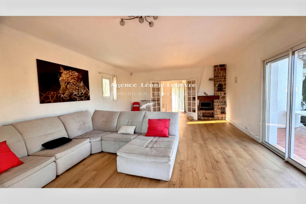 Maison de luxe à vendre à Les Issambres, 990 000 €, Photo 4