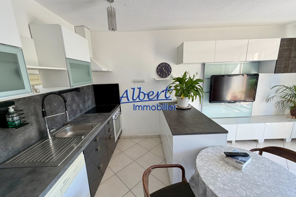 Appartement de luxe à vendre à Sanary-sur-Mer, 347 000 €, Photo 5