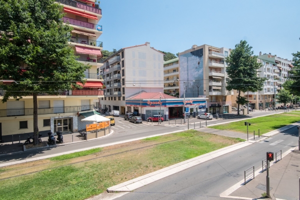 Luxury Apartment for sale in Nice, 170 000 €, Photo 2