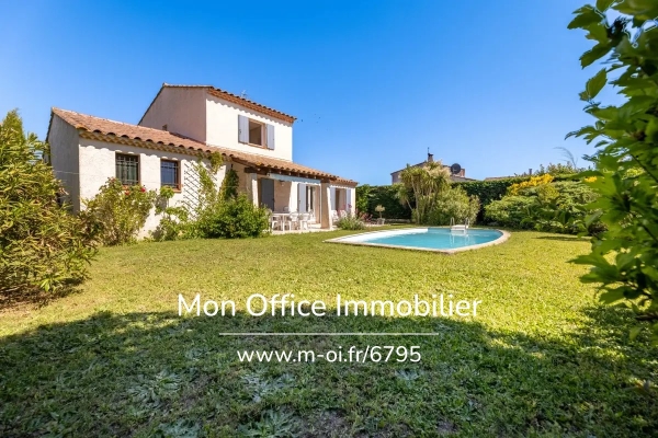 Maison de luxe à vendre à Puyricard, 715 000 €, Photo 1