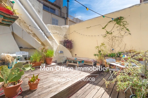 Luxury Apartment for sale in Marseille 1er, 399 000 €, Photo 1