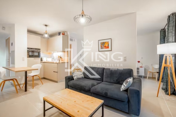 Appartement de luxe à vendre à Saint-Tropez, 850 000 €, Photo 1