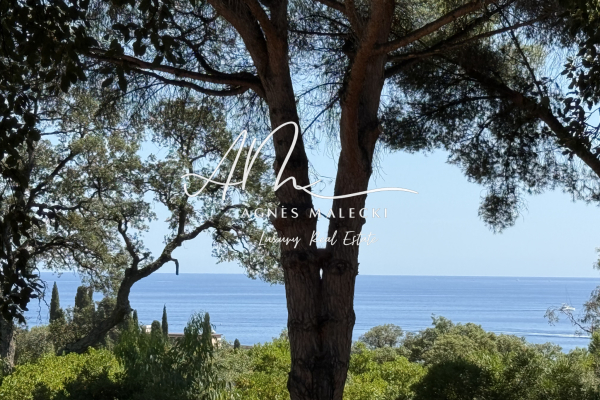 Appartement de luxe à vendre à Rayol Canadel sur Mer, 830 000 €, Photo 1