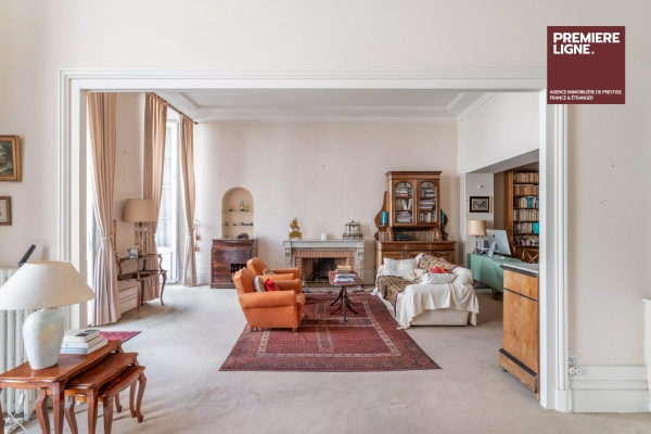 Luxury Apartment for sale in Bordeaux, 892 000 €, Photo 1