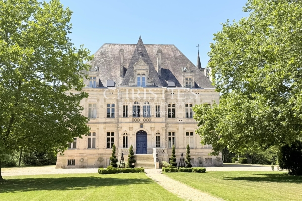 Maison de luxe à vendre à Périgueux, 6 000 000 €, Photo 1