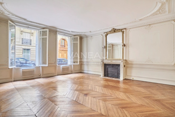 Luxury Apartment for sale in Paris 7ème, 1 368 000 €, Photo 1