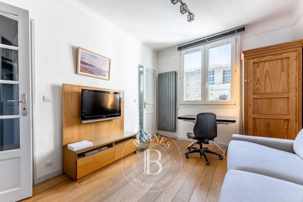 Appartement de luxe à vendre à Boulogne-Billancourt, 240 000 €, Photo 1
