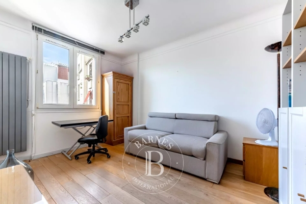 Appartement de luxe à vendre à Boulogne-Billancourt, 240 000 €, Photo 2