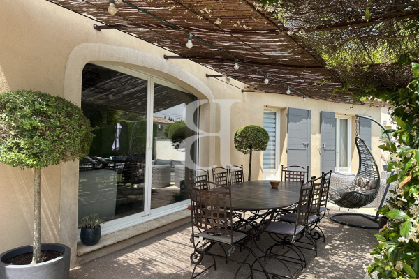 Maison de luxe à vendre à L Isle-sur-La-Sorgue, 499 000 €, Photo 3