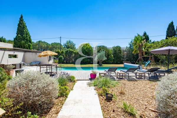 Luxury House for sale in Mollégès, 890 000 €, Photo 4