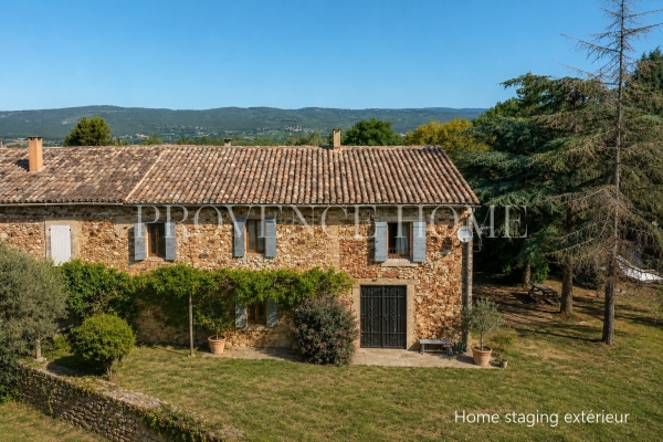 Maison de luxe à vendre à Roussillon, 650 000 €, Photo 1