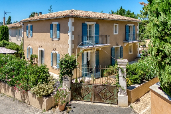 Maison de luxe à vendre à Roussillon, 1 190 000 €, Photo 1