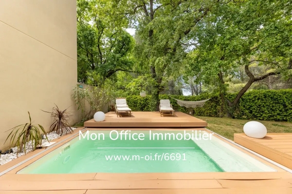 Maison de luxe à vendre à Saint-Cannat, 515 000 €, Photo 1
