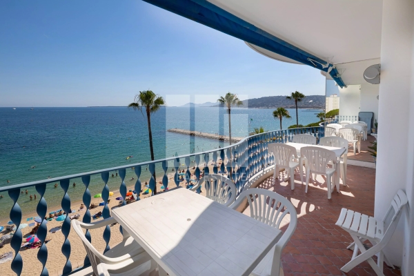 Luxury Apartment for sale in Antibes, 1 150 000 €, Photo 1