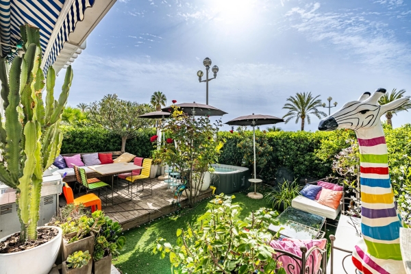 Luxury Apartment for sale in Nice, 590 000 €, Photo 1