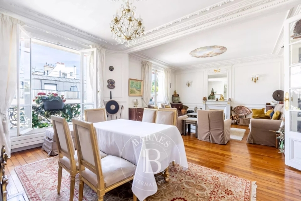 Appartement de luxe à vendre à Neuilly-sur-Seine, 1 560 000 €, Photo 2