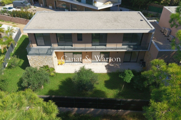 Maison de luxe à vendre à Saint-Raphaël, 770 000 €, Photo 3